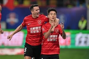 记者：球迷该被好好引导 对立情绪在炒作&推流下有延伸至场外趋势