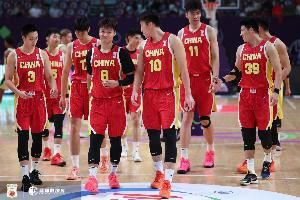 1分惜败！媒体人：虽败犹荣 绝对的虽败犹荣 你们是最棒的！