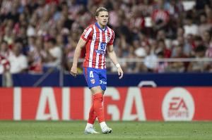 怒火中烧！英媒：梅努没走让阿莫林很沮丧，加拉格尔没来他更生气