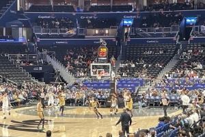 稀稀疏疏!记者晒奇才主场对阵篮网现场图 其上座率惨淡无比